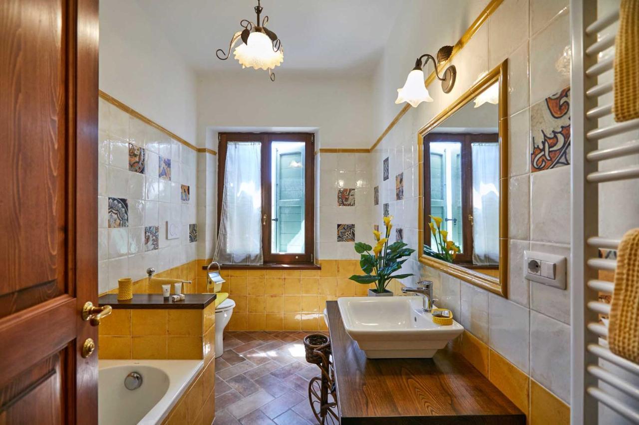 Agriturismo Montecrespini Сатурния Экстерьер фото